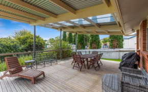 Ratties Residence 6 Carnegie St Port Ellliot - No Linen Included, Port Elliot